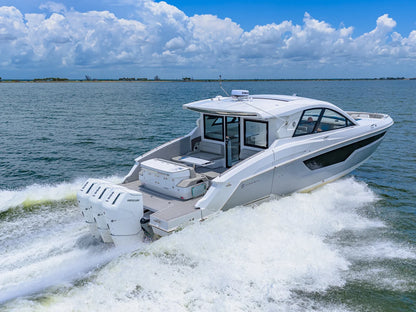 2026 Cruisers Yachts 50GLS OB 50.0 feet, Clearwater, Florida #47