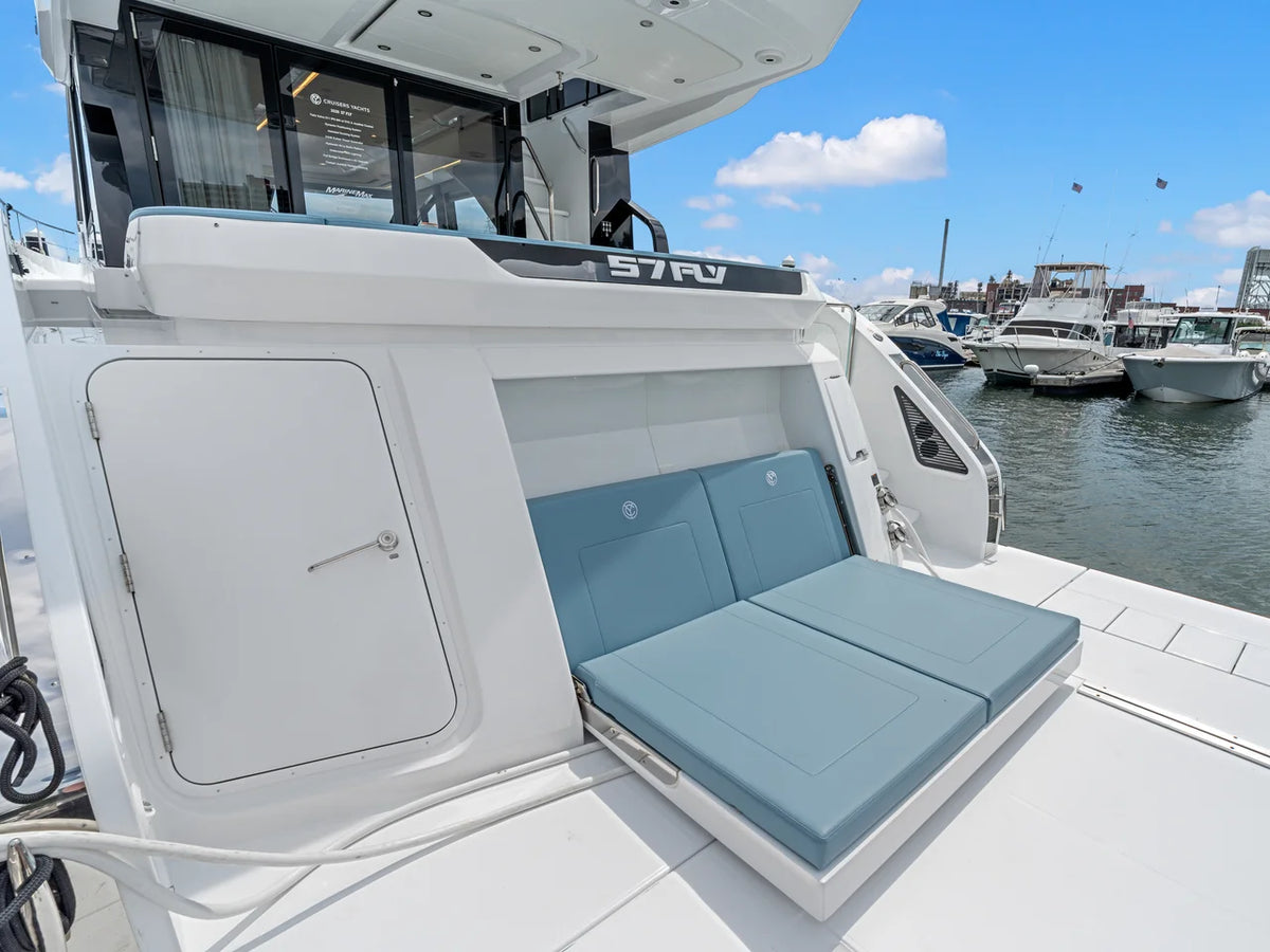 2026 Cruisers Yachts 57 FLY 57.0 feet, Clearwater, Florida #5