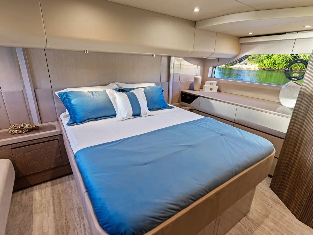 2027 Cruisers Yachts 50 FLY 50.0 feet, Clearwater, Florida #56