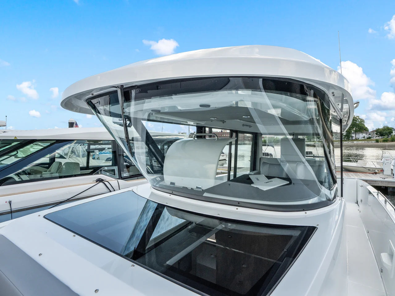 2026 Cruisers Yachts 38 VTR EC 38.0 feet, Clearwater, Florida #36