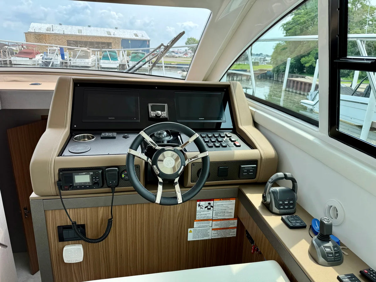 2026 Cruisers Yachts 46 Cantius 46.0 feet, Clearwater, Florida #24