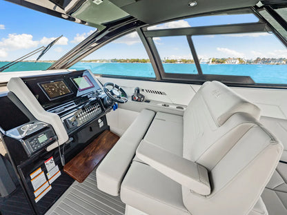 2026 Cruisers Yachts 42 GLS Outboard 42.0 feet, Clearwater, Florida #7