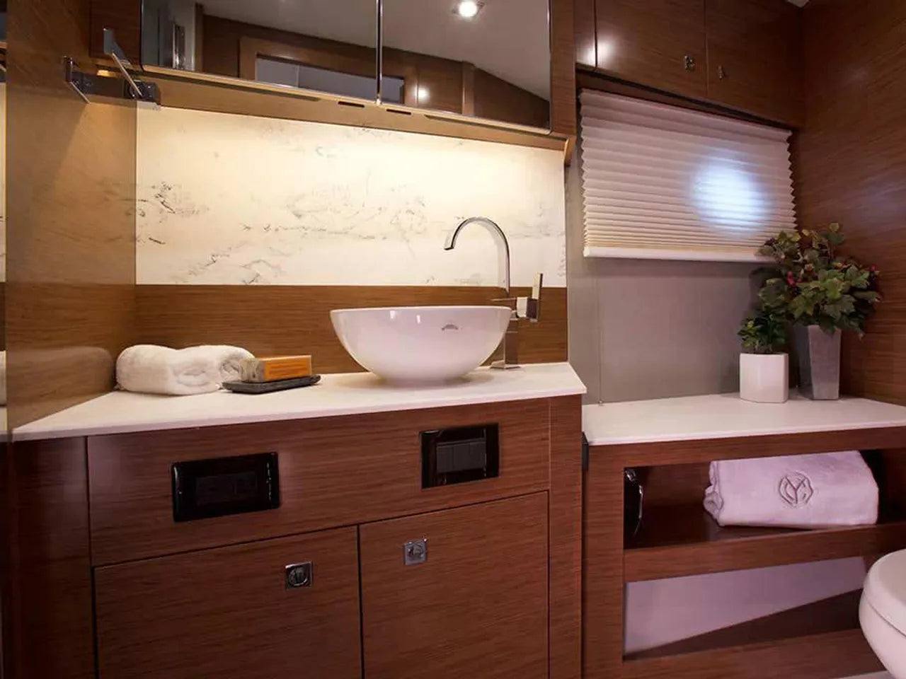 2026 Cruisers Yachts 46 Cantius 46.0 feet, Clearwater, Florida #15