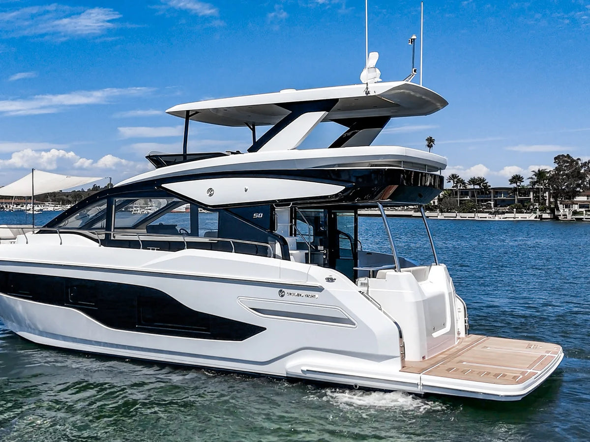 2027 Cruisers Yachts 50 FLY 50.0 feet, Clearwater, Florida #21