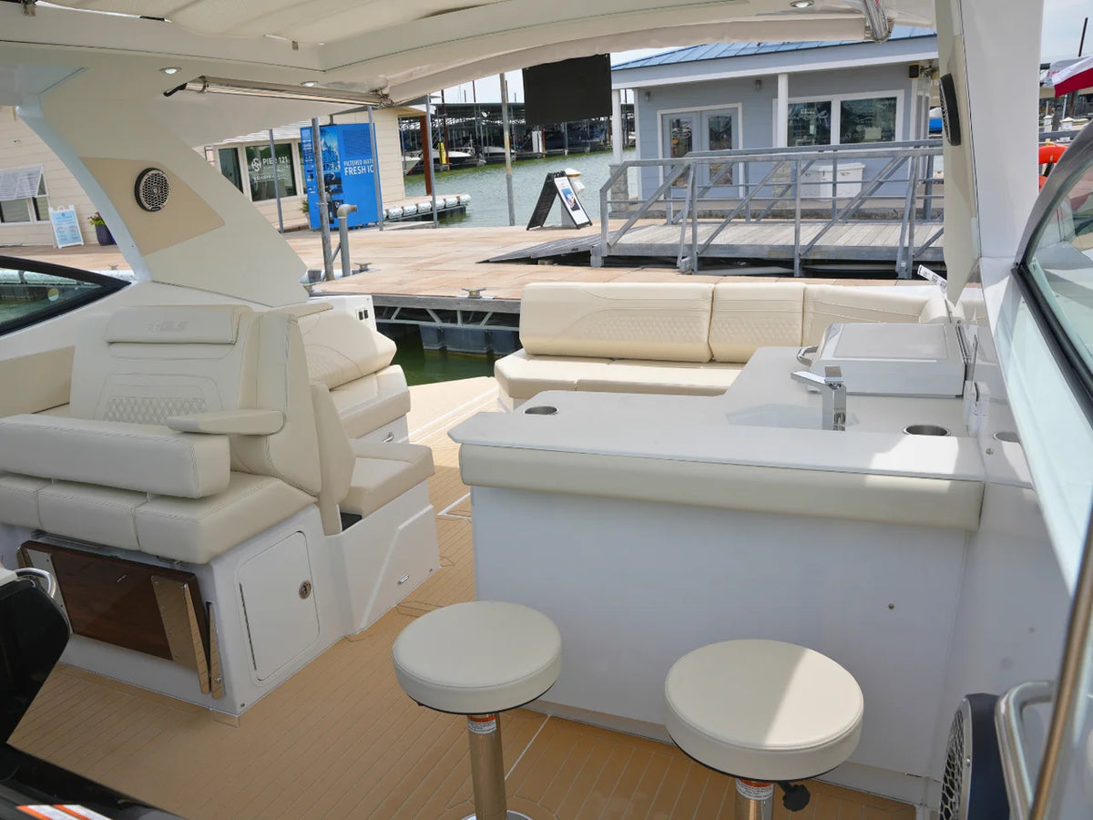 2026 Cruisers Yachts 38 GLS 38.0 feet, Clearwater, Florida #33