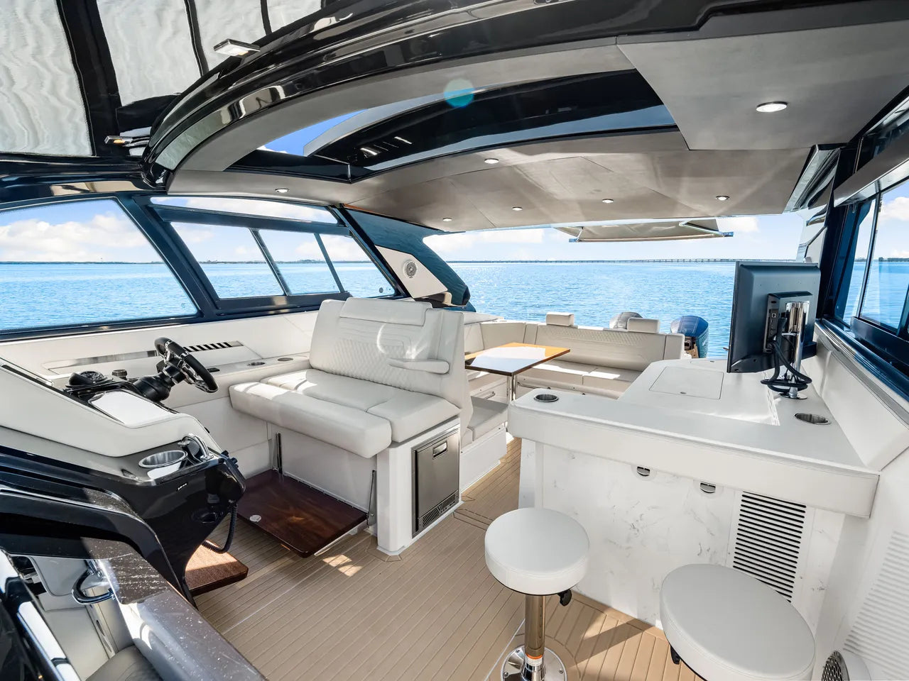 2026 Cruisers Yachts 42 GLS Outboard 42.0 feet, Clearwater, Florida #38