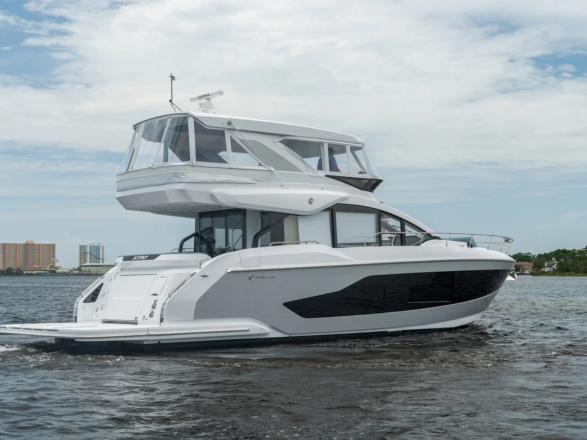 2026 Cruisers Yachts 57 FLY 57.0 feet, Clearwater, Florida #6