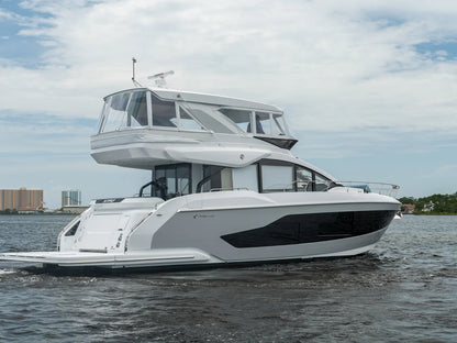 2026 Cruisers Yachts 57 FLY 57.0 feet, Clearwater, Florida #6