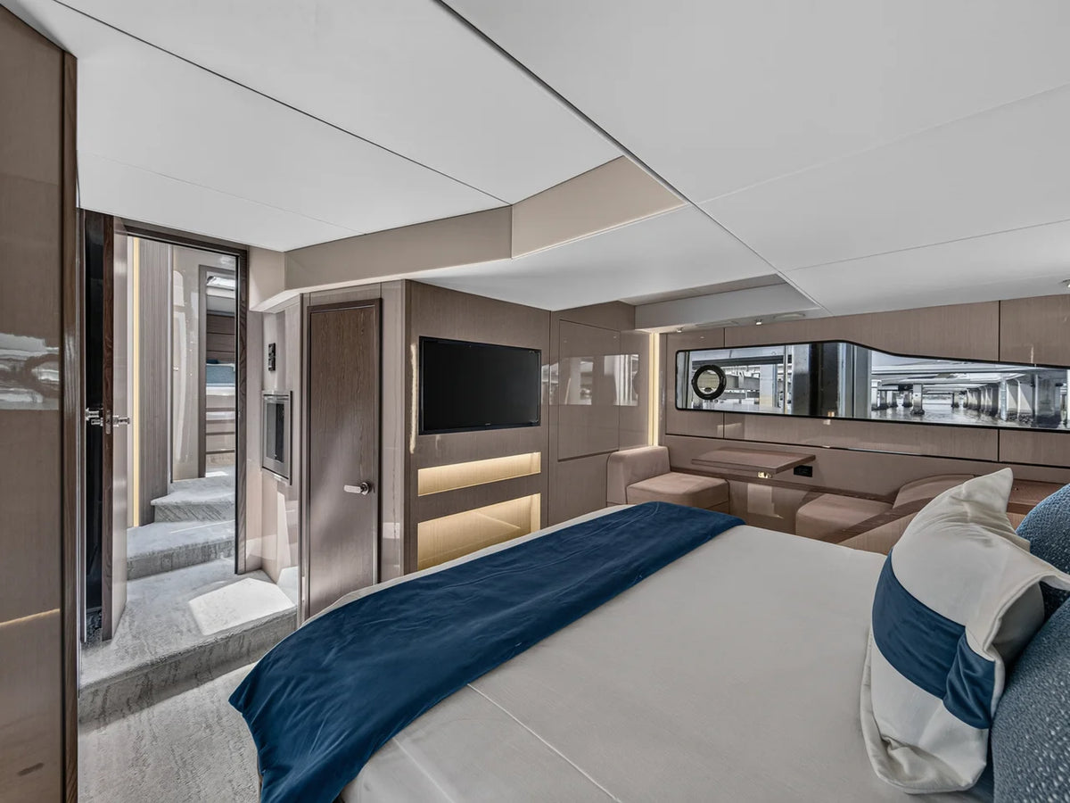 2026 Cruisers Yachts 57 FLY 57.0 feet, Clearwater, Florida #28