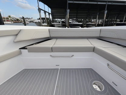 2026 Cruisers Yachts 42 GLS Outboard 42.0 feet, Clearwater, Florida #46