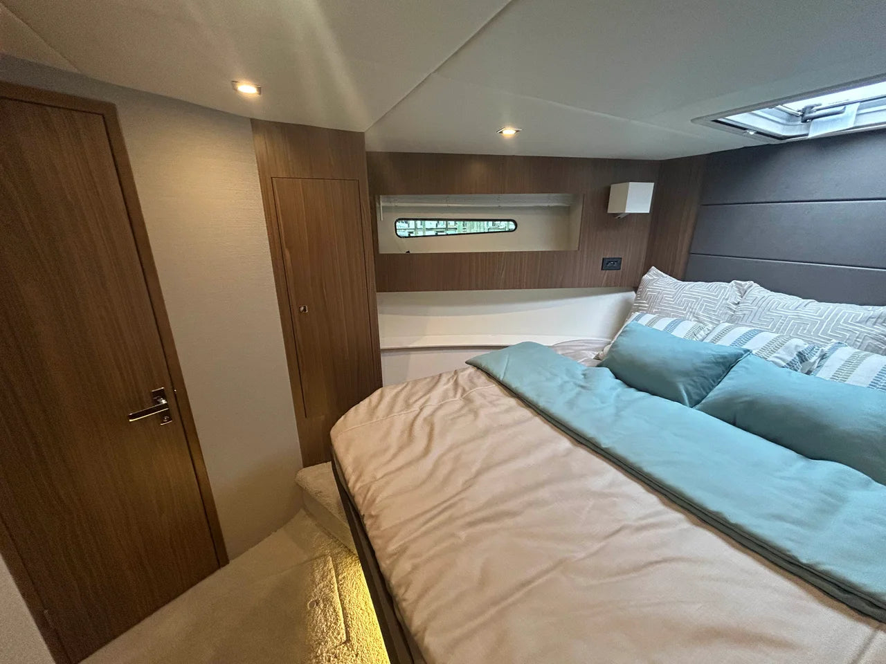 2026 Cruisers Yachts 42 Cantius 42.0 feet, Clearwater, Florida #56