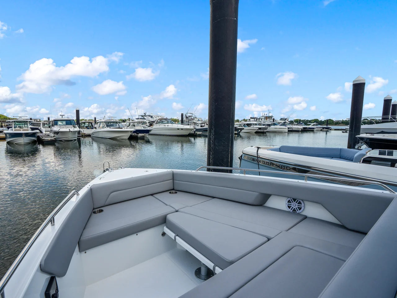 2026 Cruisers Yachts 38 VTR EC 38.0 feet, Clearwater, Florida #38