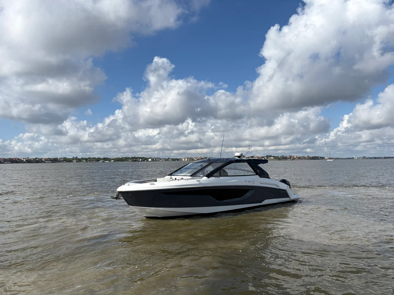 2025 Cruisers Yachts 42 GLS Outboard 42.0 feet, Clearwater, Florida #2