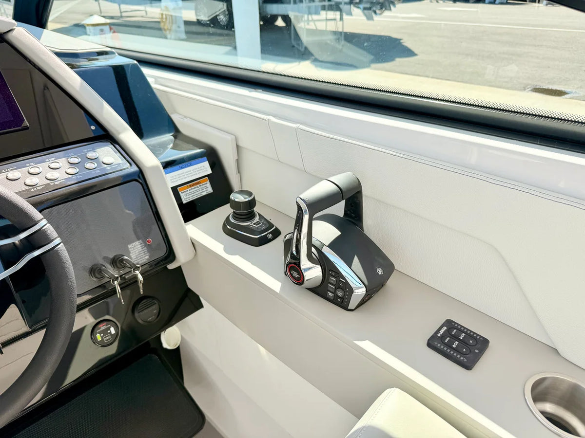 2026 Cruisers Yachts 34 GLS Outboard 34.0 feet, Clearwater, Florida #57