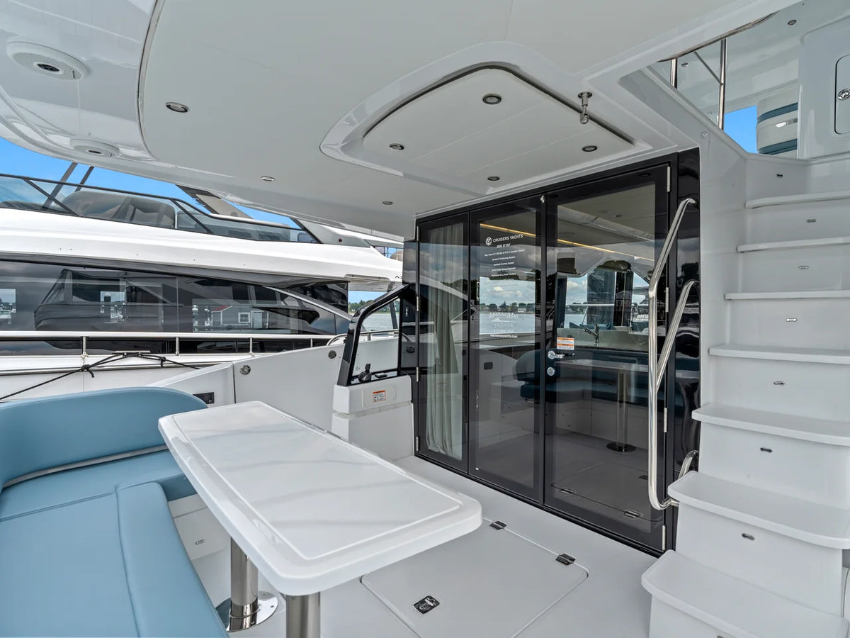 2026 Cruisers Yachts 57 FLY 57.0 feet, Clearwater, Florida #9