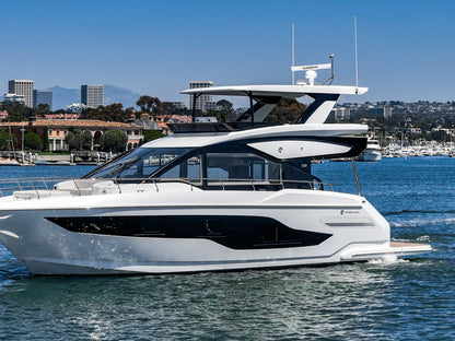 2027 Cruisers Yachts 50 FLY 50.0 feet, Clearwater, Florida #3