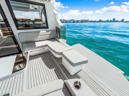 2026 Cruisers Yachts 50GLS OB 50.0 feet, Clearwater, Florida #32