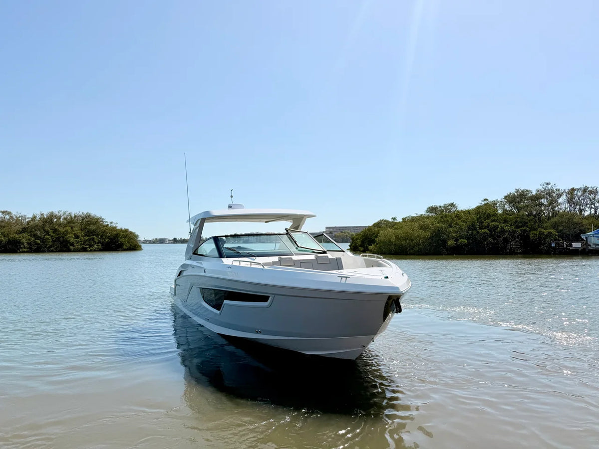 2026 Cruisers Yachts 34 GLS Outboard 34.0 feet, Clearwater, Florida #27