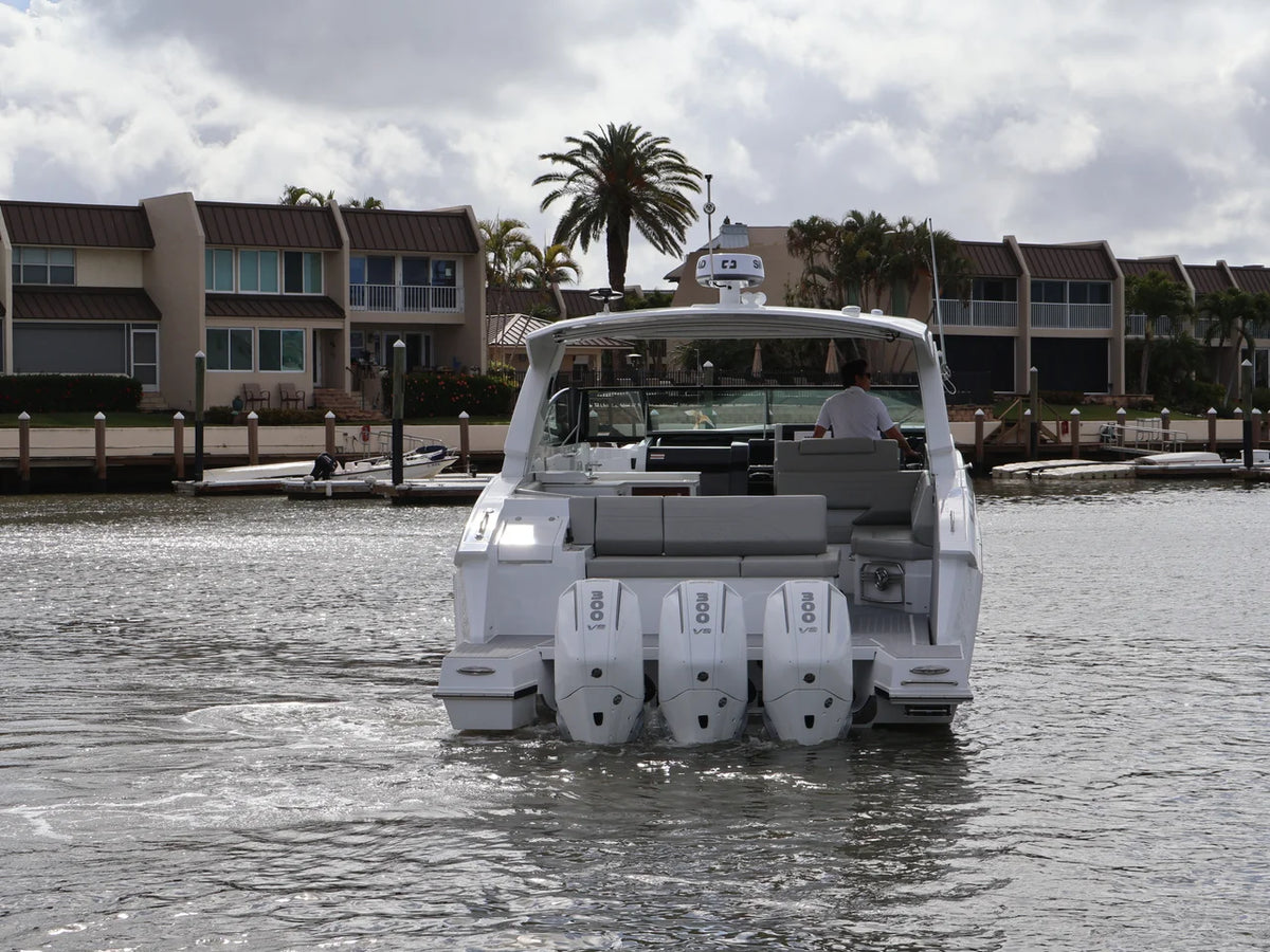 2026 Cruisers Yachts 38 GLS Outboard 38.0 feet, Clearwater, Florida #5