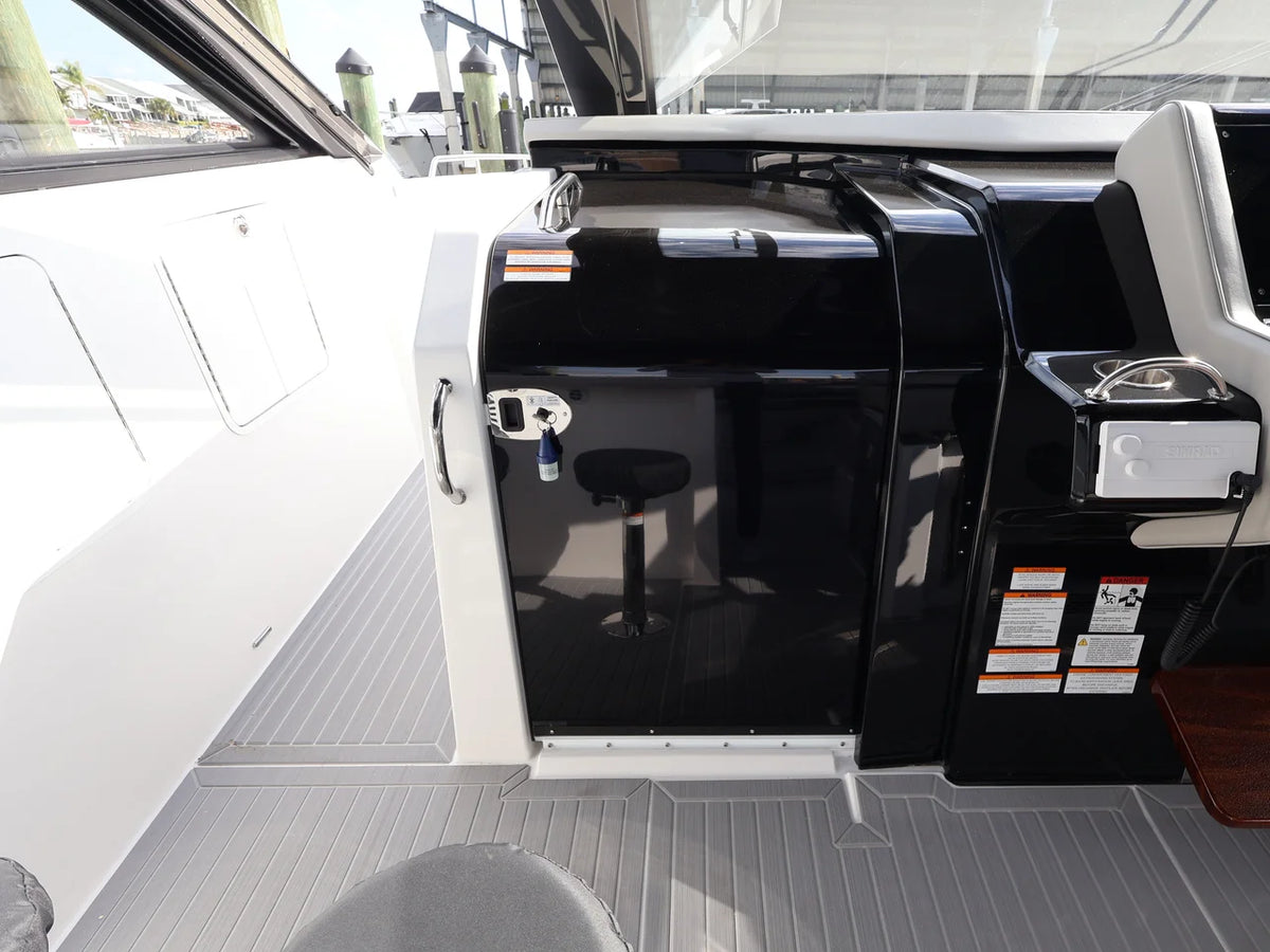 2026 Cruisers Yachts 42 GLS Outboard 42.0 feet, Clearwater, Florida #28