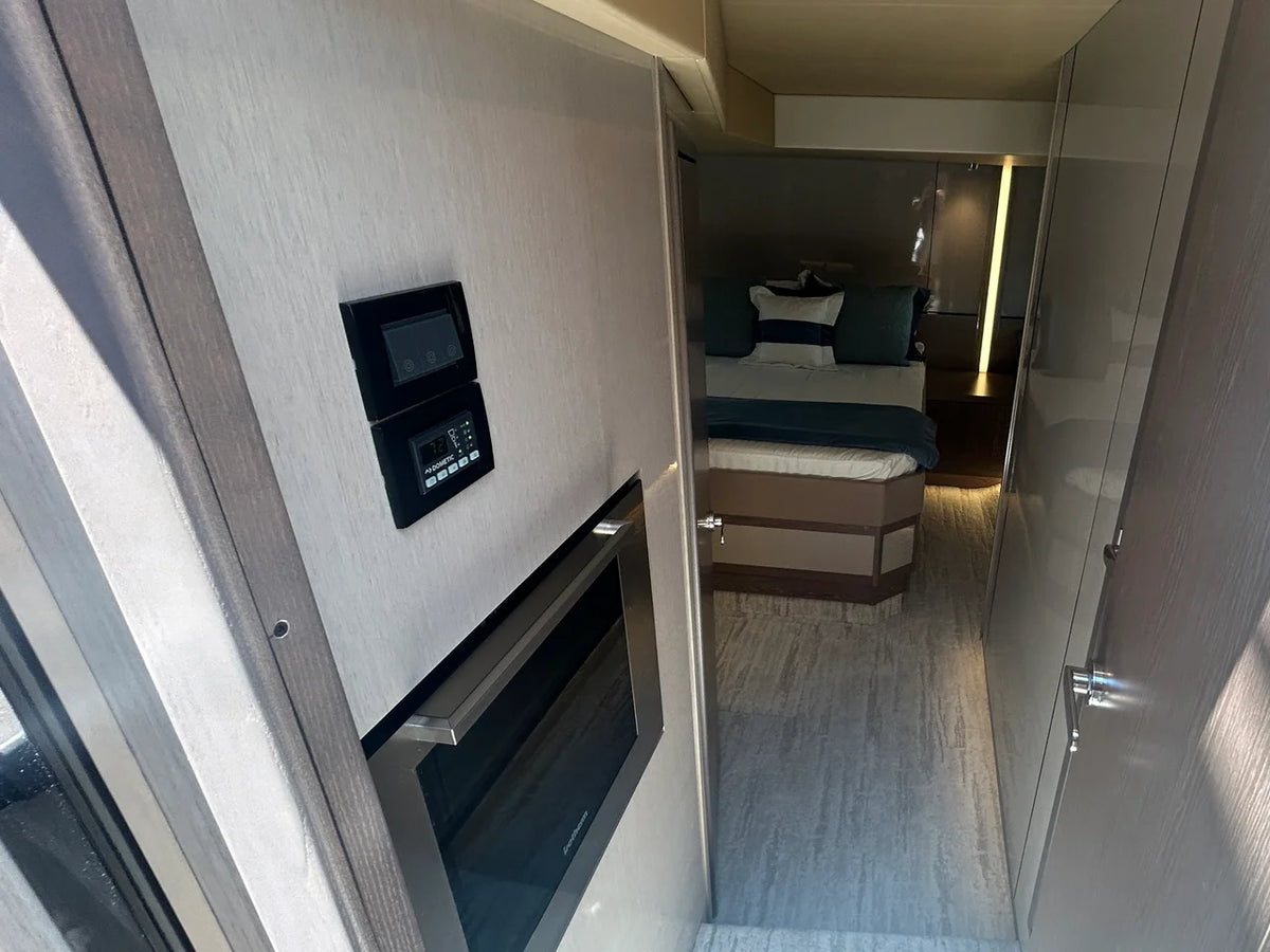 2026 Cruisers Yachts 57 FLY 57.0 feet, Clearwater, Florida #53