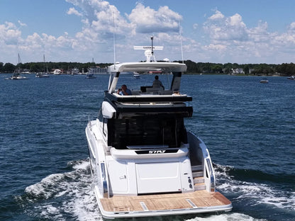 2026 Cruisers Yachts 57 FLY 57.0 feet, Clearwater, Florida #3