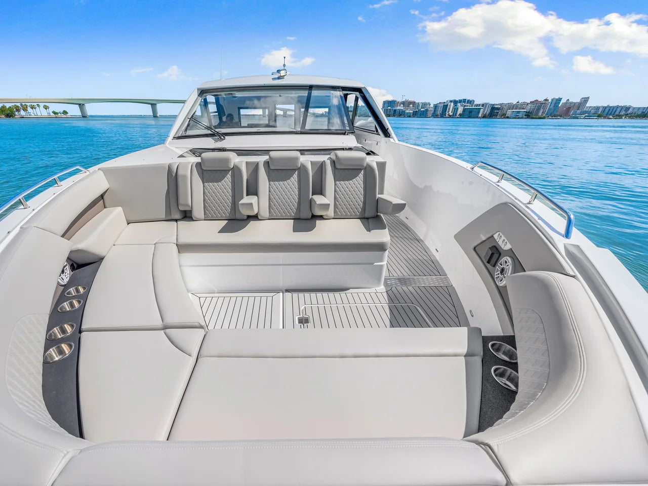 2026 Cruisers Yachts 50GLS OB 50.0 feet, Clearwater, Florida #5