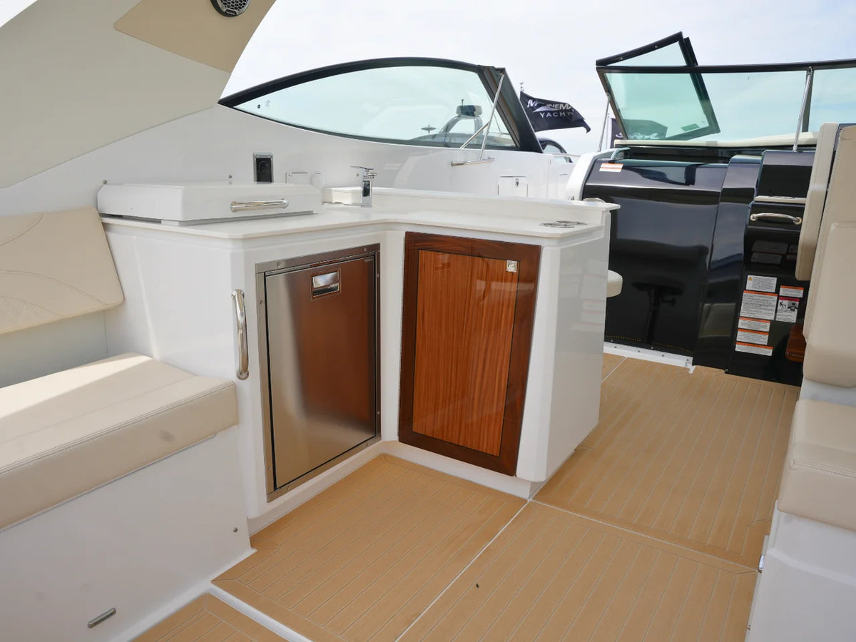 2026 Cruisers Yachts 38 GLS 38.0 feet, Clearwater, Florida #28