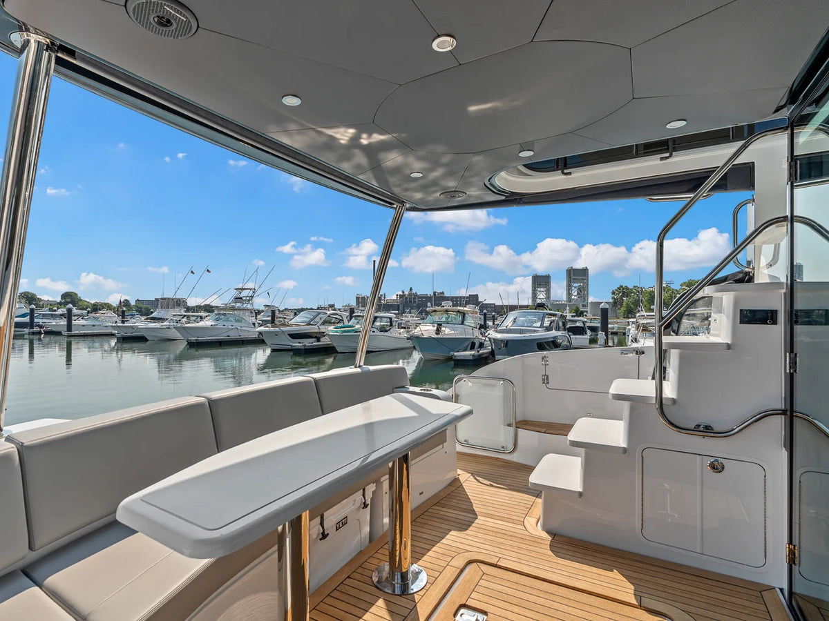 2027 Cruisers Yachts 50 FLY 50.0 feet, Clearwater, Florida #10