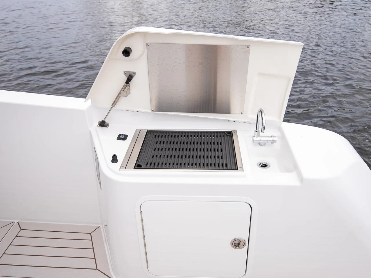 2026 Cruisers Yachts 38 VTR 38.0 feet, Clearwater, Florida #27