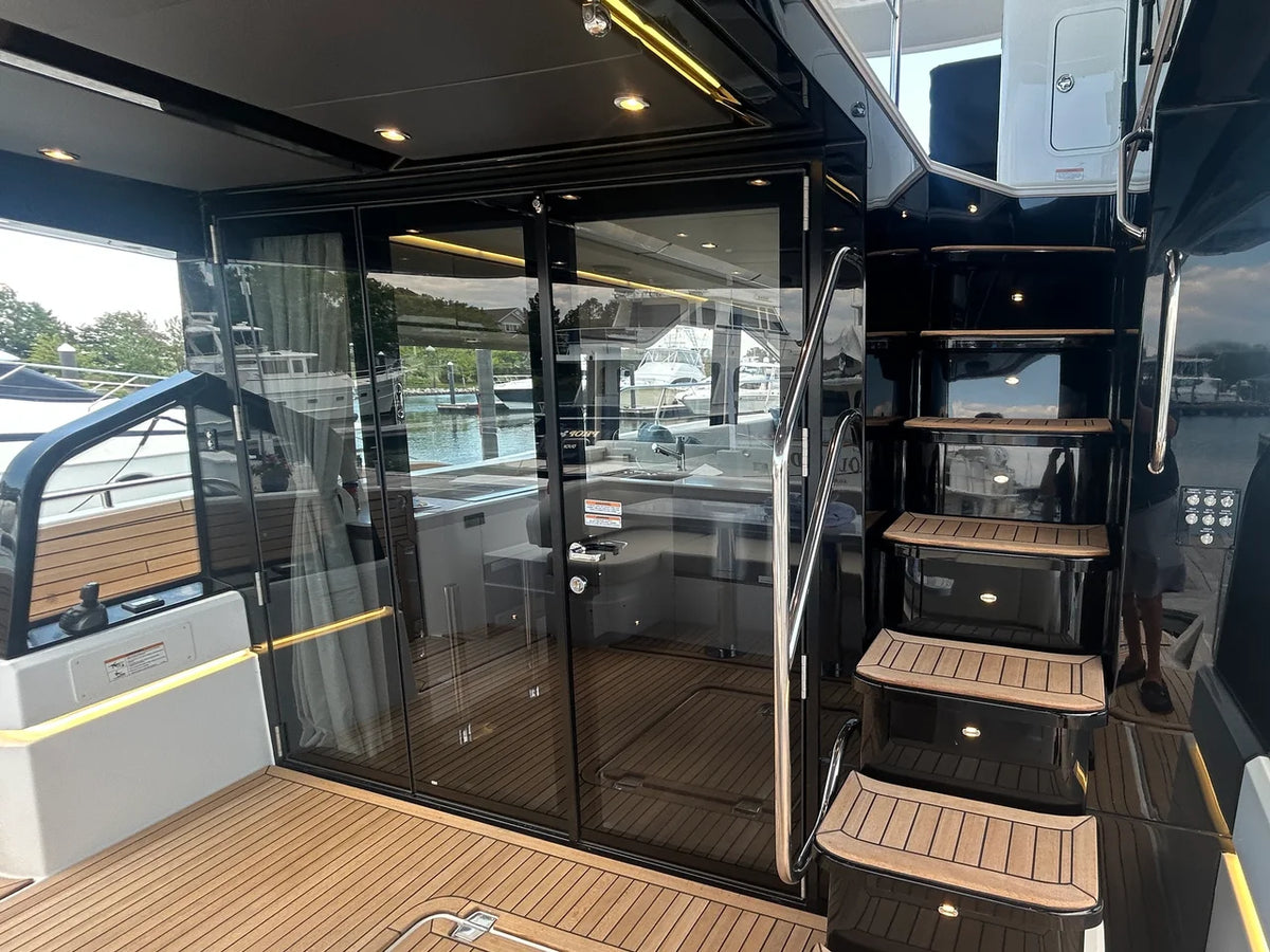 2026 Cruisers Yachts 57 FLY 57.0 feet, Clearwater, Florida #14