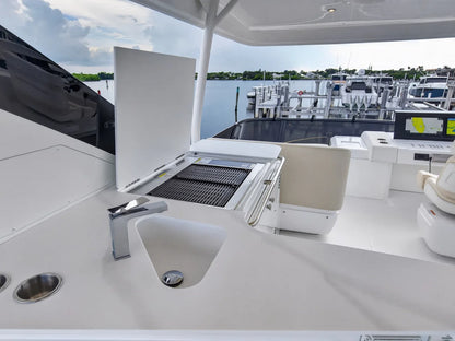 2026 Cruisers Yachts 57 FLY 57.0 feet, Clearwater, Florida #83