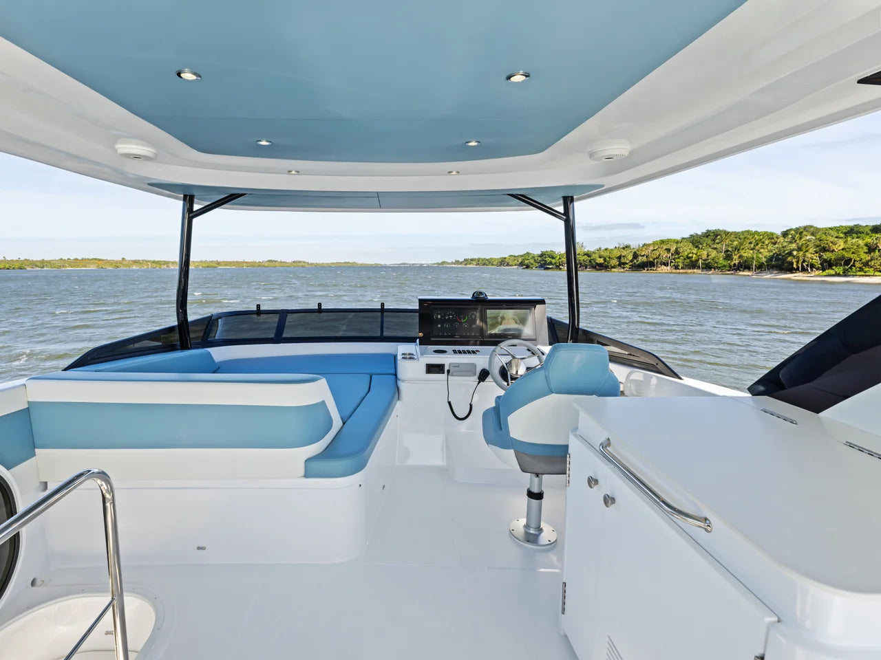 2027 Cruisers Yachts 50 FLY 50.0 feet, Clearwater, Florida #41