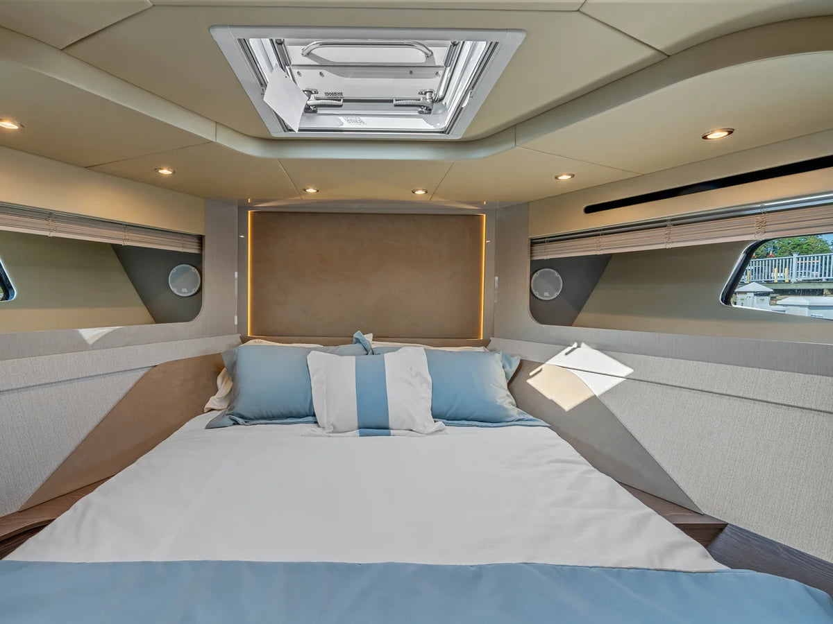 2027 Cruisers Yachts 50 FLY 50.0 feet, Clearwater, Florida #30