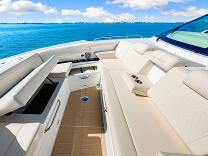 2026 Cruisers Yachts 38 GLS Outboard 38.0 feet, Clearwater, Florida #73