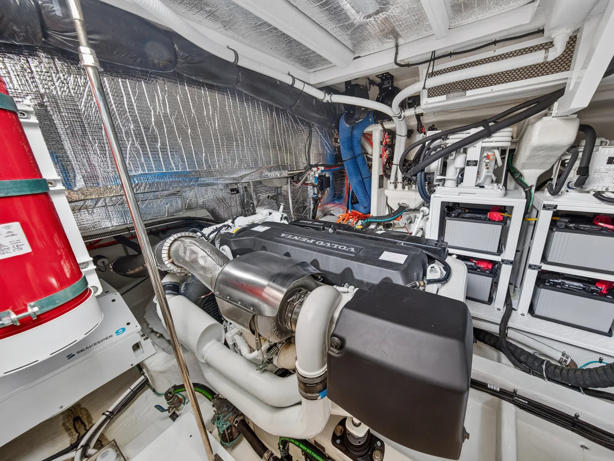 2026 Cruisers Yachts 57 FLY 57.0 feet, Clearwater, Florida #54
