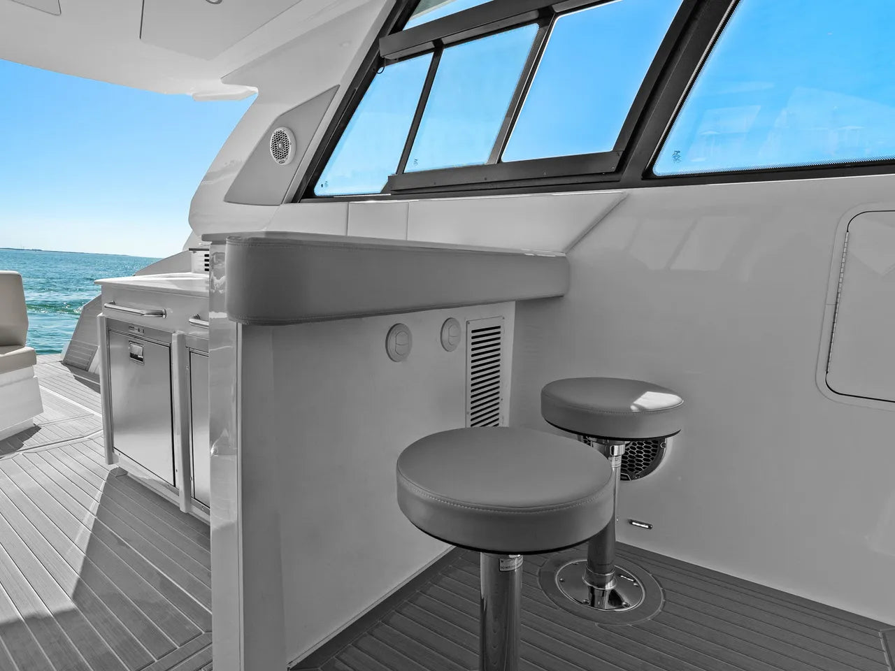 2026 Cruisers Yachts 42 GLS Outboard 42.0 feet, Clearwater, Florida #49