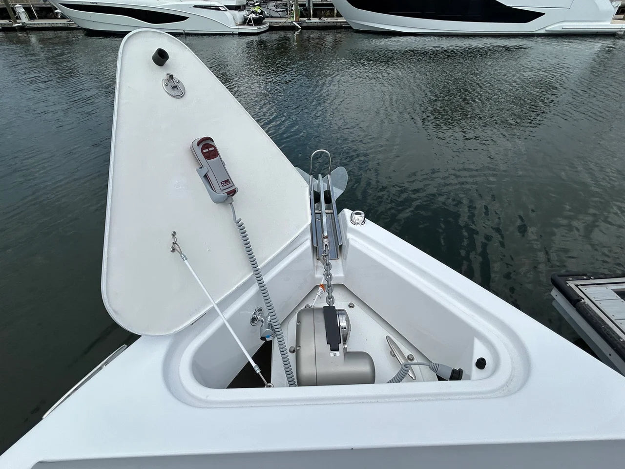 2026 Cruisers Yachts 38 VTR EC 38.0 feet, Clearwater, Florida #40