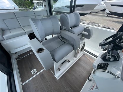 2026 Cruisers Yachts 38 VTR EC 38.0 feet, Clearwater, Florida #7