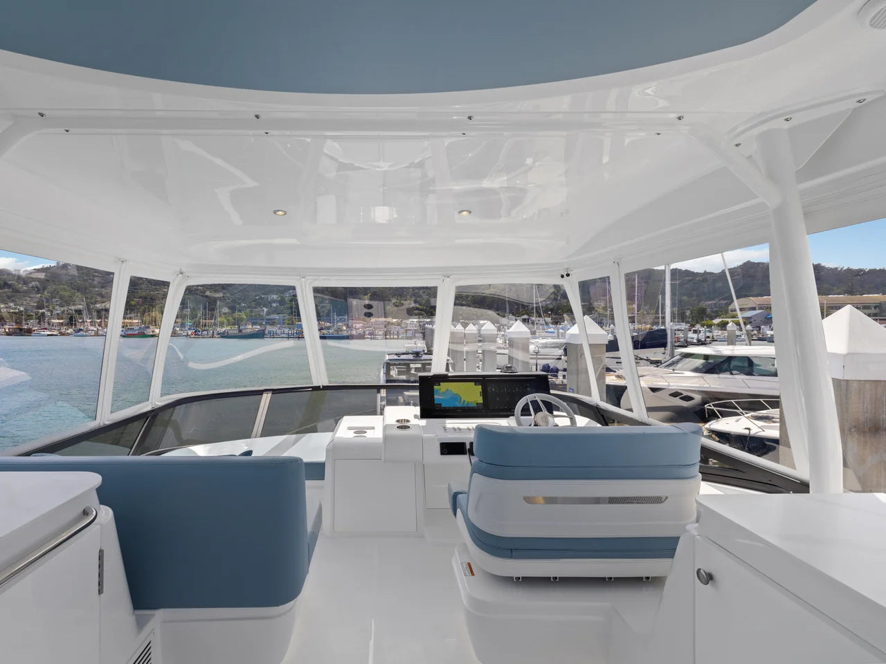 2026 Cruisers Yachts 57 FLY 57.0 feet, Clearwater, Florida #27
