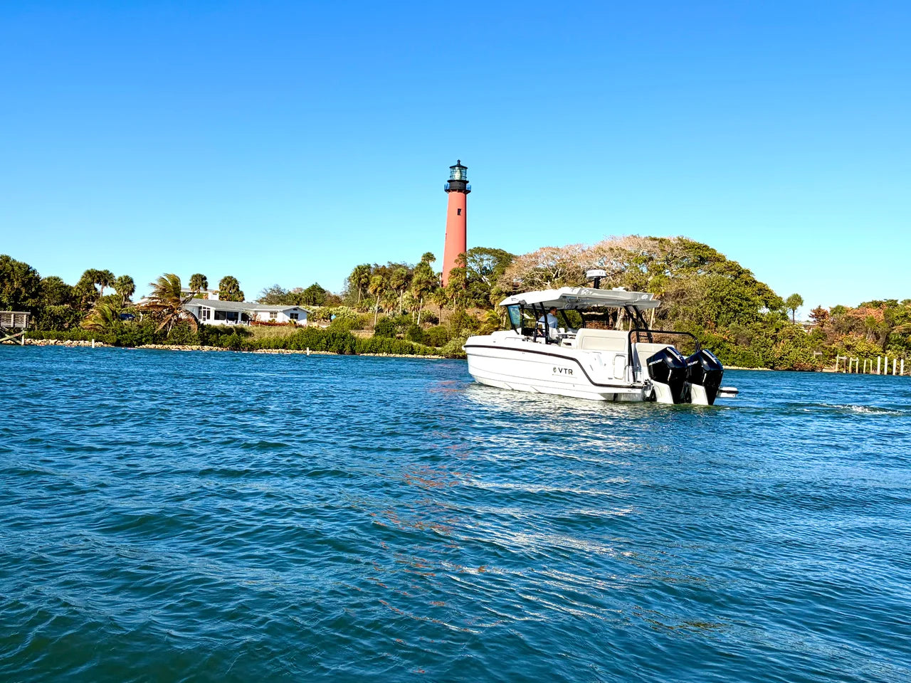 2026 Cruisers Yachts 38 VTR 38.0 feet, Clearwater, Florida #2