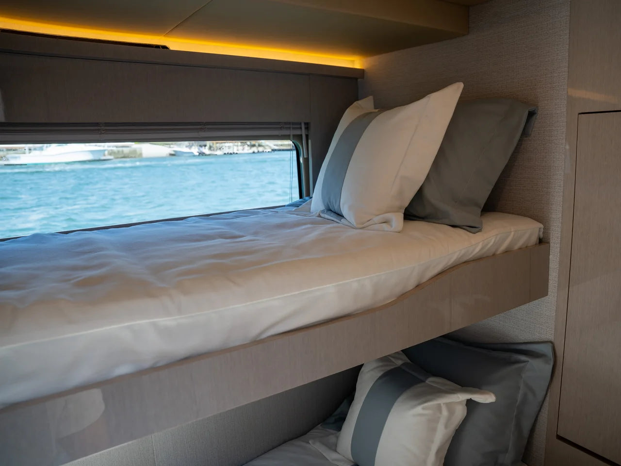 2026 Cruisers Yachts 50 FLY 50.0 feet, Clearwater, Florida #12