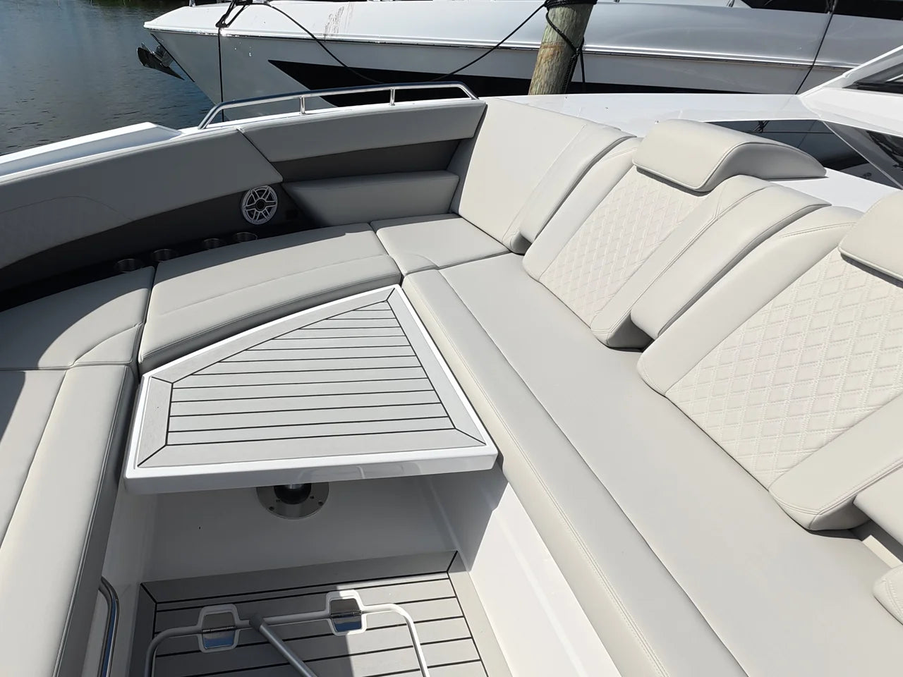 2026 Cruisers Yachts 50GLS OB 50.0 feet, Clearwater, Florida #30