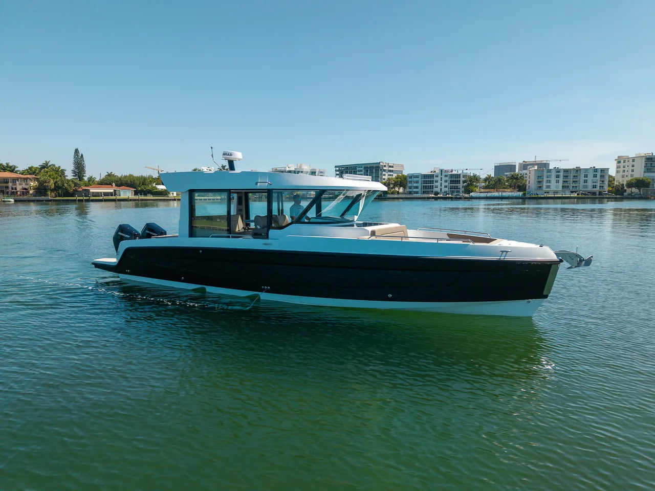 2026 Cruisers Yachts 38 VTR EC 38.0 feet, Clearwater, Florida #8
