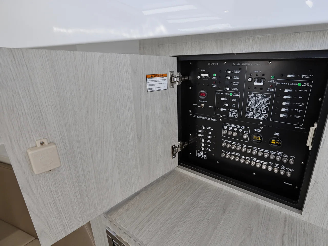 2026 Cruisers Yachts 38 VTR EC 38.0 feet, Clearwater, Florida #26