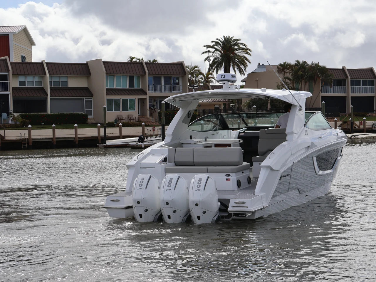 2026 Cruisers Yachts 38 GLS Outboard 38.0 feet, Clearwater, Florida #6