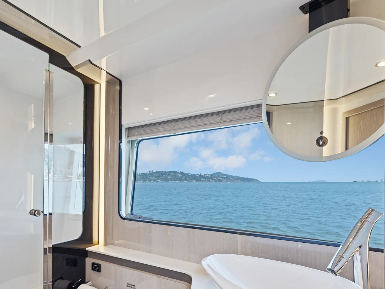 2026 Cruisers Yachts 57 FLY 57.0 feet, Clearwater, Florida #73