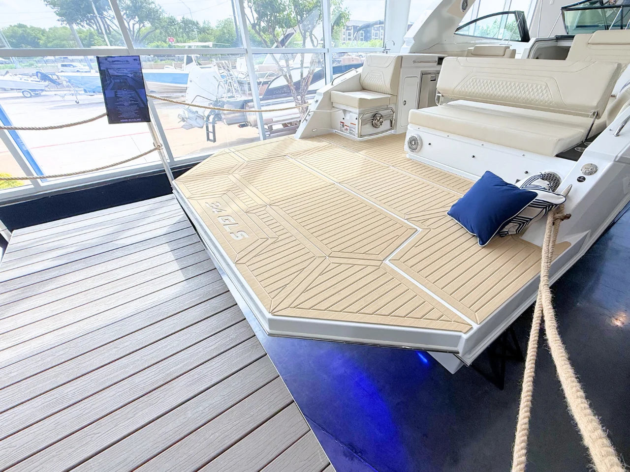 2026 Cruisers Yachts 34 GLS 34.0 feet, Clearwater, Florida #5