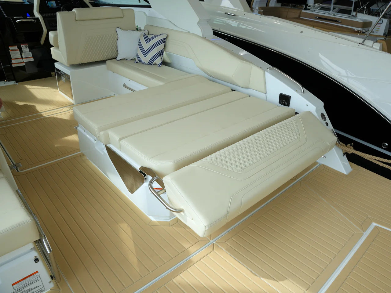 2026 Cruisers Yachts 34 GLS 34.0 feet, Clearwater, Florida #14