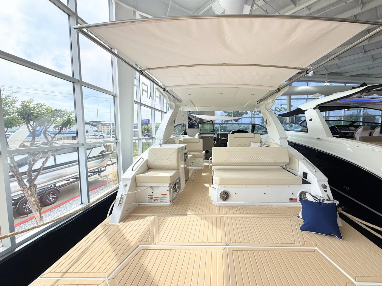 2026 Cruisers Yachts 34 GLS 34.0 feet, Clearwater, Florida #8
